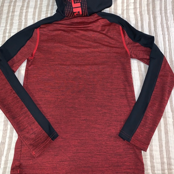 Under Armour . Cold Gear. Fleece Lined Hooded Cozy Shirt. Med - Picture 11 of 12